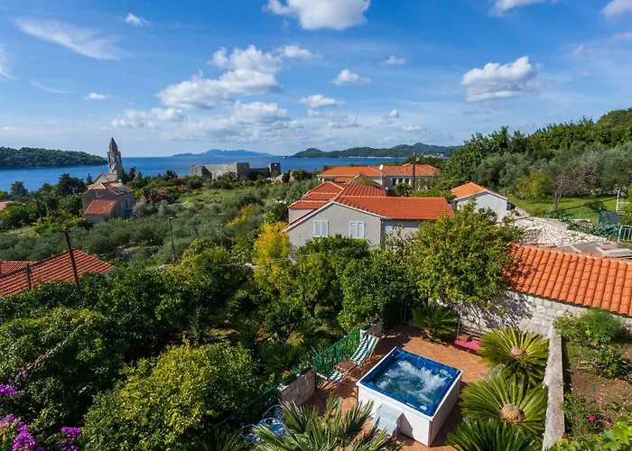 Villa Aska